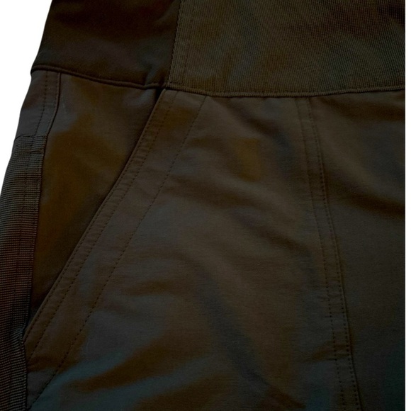 REI hiking pants, 10P, nylon fabric, full cut, pockets, army green. drawstring. - Picture 7 of 10